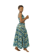 Falda larga vista de perfil.