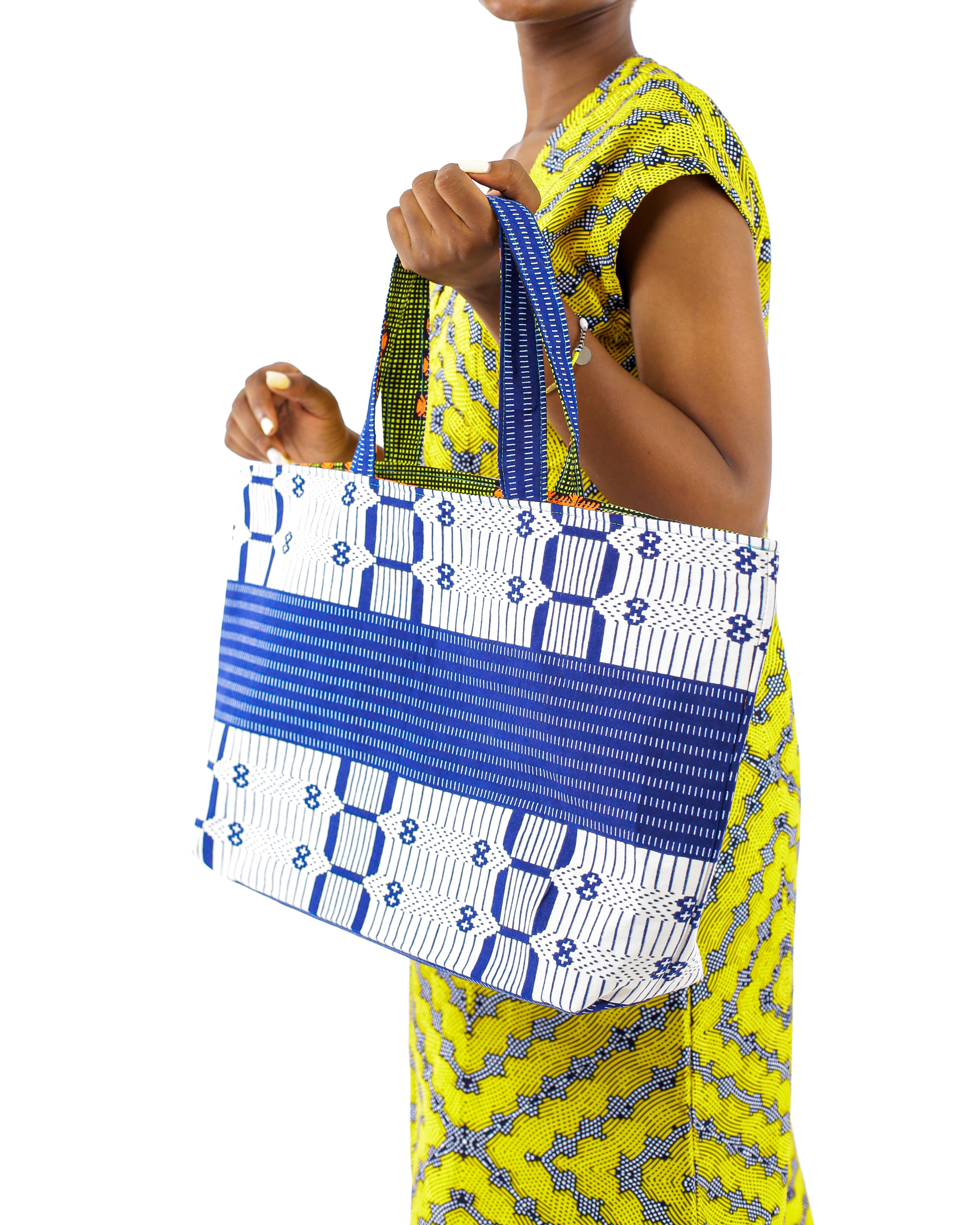 Bolso tote reversible Ruthi de tela africana azul