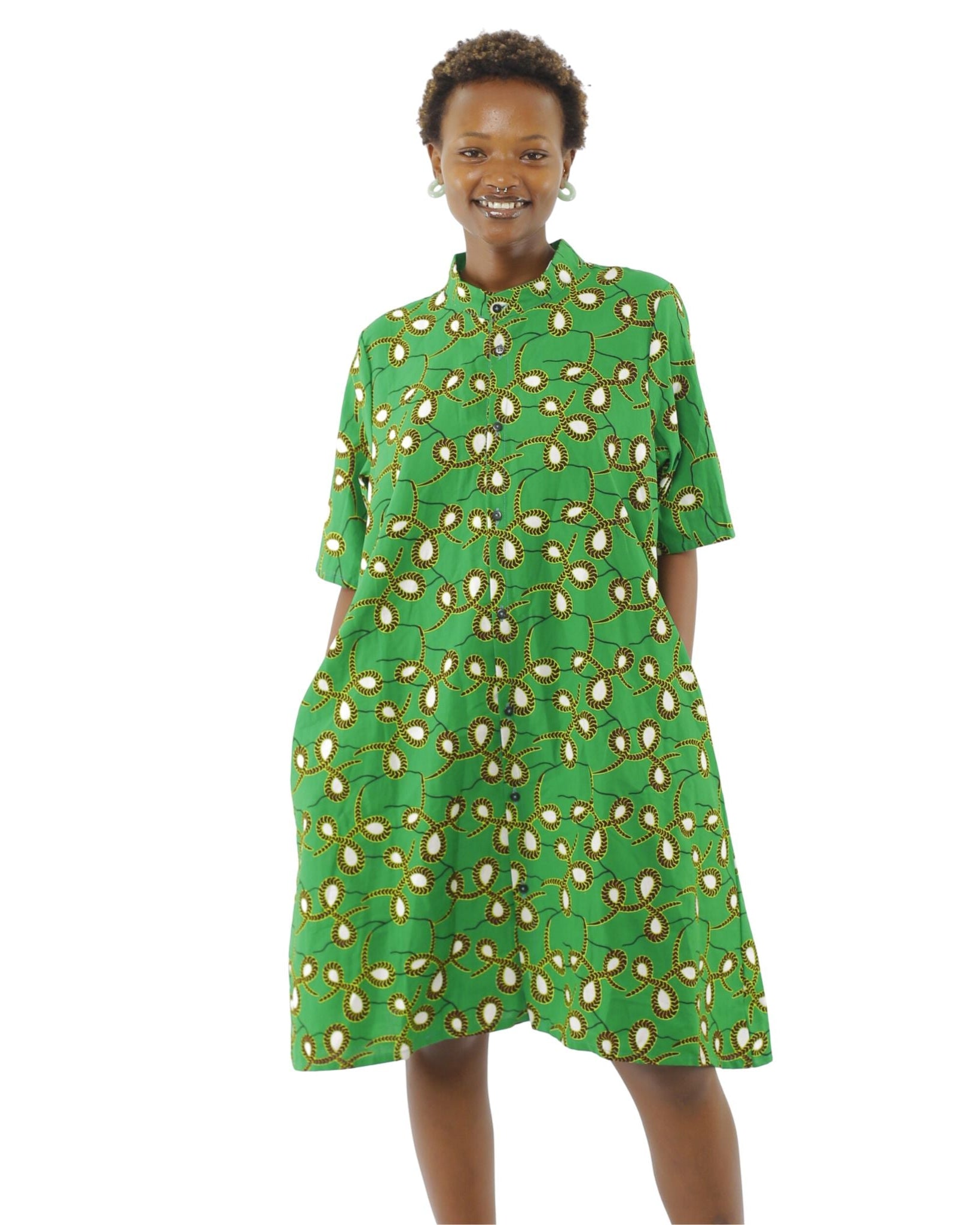 Vestido de algodón con tela africana en color verde.